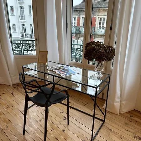 Eugenie Apartment
